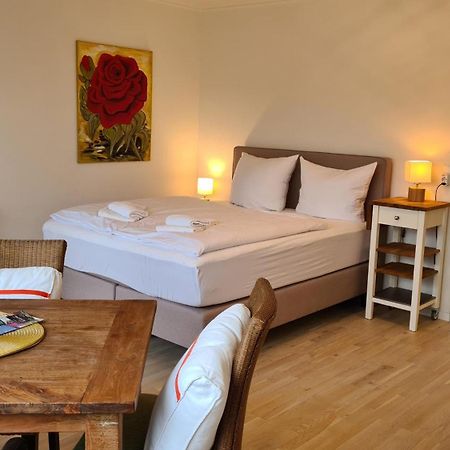 Pematra Ferienwohnungen Ostseestrasse 2 Lubeck Ruang foto