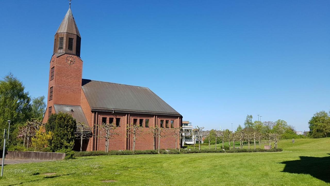 Pematra Ferienwohnungen Ostseestrasse 2 Lubeck Bagian luar foto
